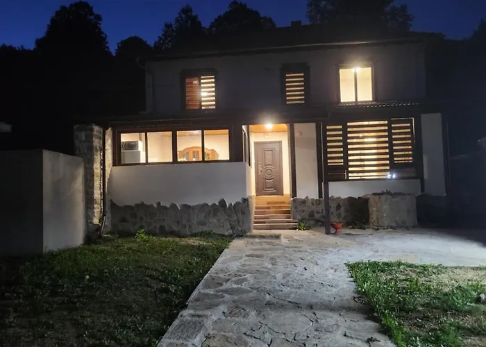 Pensjonat еребор Triawna